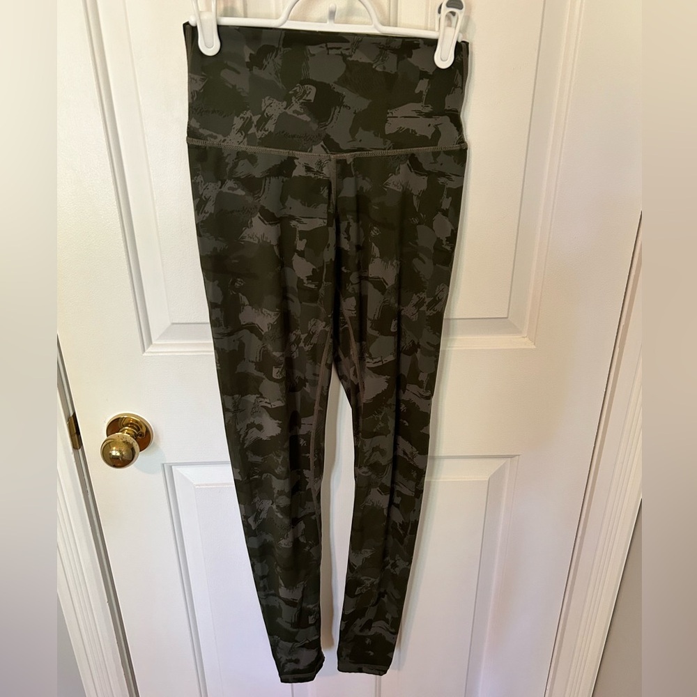 Sunzel, leggings, used but in good condition, size Small.